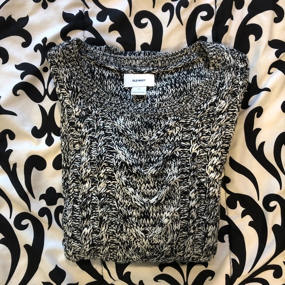 Like New Knit Sweater - Picture 5 of 5